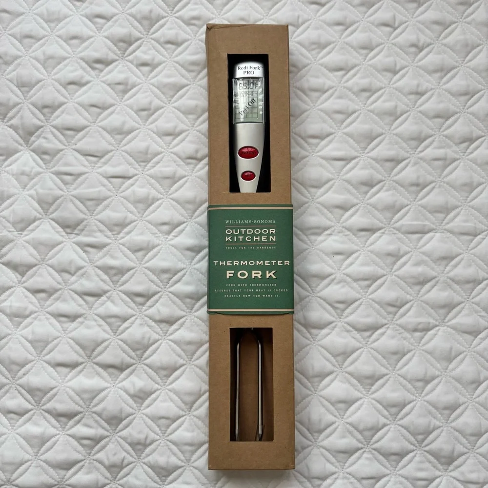 Williams Sonoma Outdoor Kitchen Thermometer Fork Digital Display Grill Dad Gift